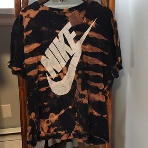 Nike oversized tee- bleach tie dyed !!